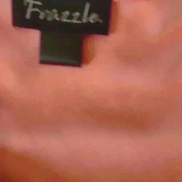 FRAZZLE  Size XL Peach Pullover Top with Crochet-Lace Overlay Stretch Tunic - Picture 3 of 3